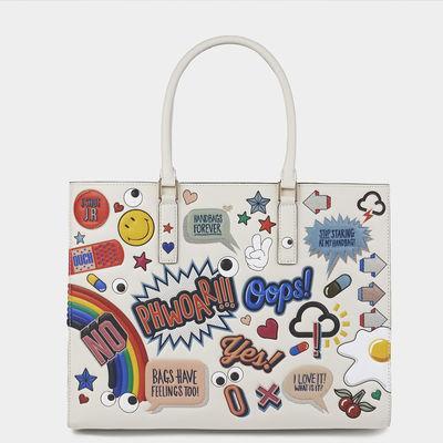 Anya Hindmarch y su bolso de Carrefour