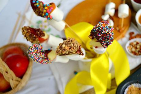 Candy bar de manzanas para Blancanieves y los siete enanitos - Una Galleta, un Cuento Candy bar de manzanas para Blancanieves y los siete enanitos - Una Galleta, un Cuento