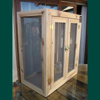 Utensilios, Aperos y Máquinas del Ayer. La Fresquera