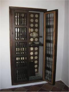 Utensilios, Aperos y Máquinas del Ayer. La Fresquera