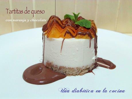 Tartitas de queso con naranja y chocolate