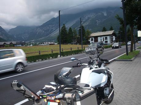 Viaje a los Alpes en moto, 3ª etapa, Génova-Como-Morbegno-Bormio-Santa Katerina Valfurma.