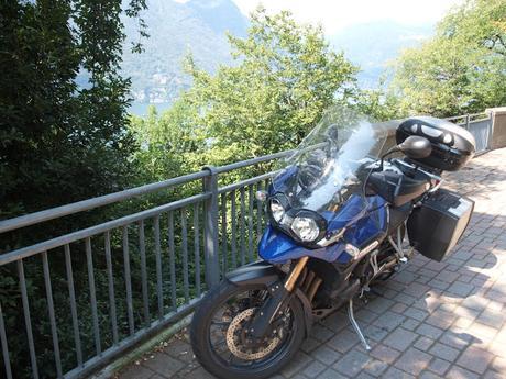 Viaje a los Alpes en moto, 3ª etapa, Génova-Como-Morbegno-Bormio-Santa Katerina Valfurma.