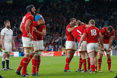 Golpe en Twickenham: Gales le ganó a Inglaterra y dejó al rojo vivo el Grupo A.