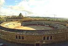 Orígenes de la Plaza de Toros de Toledo hace siglo y medio (1865-2015)