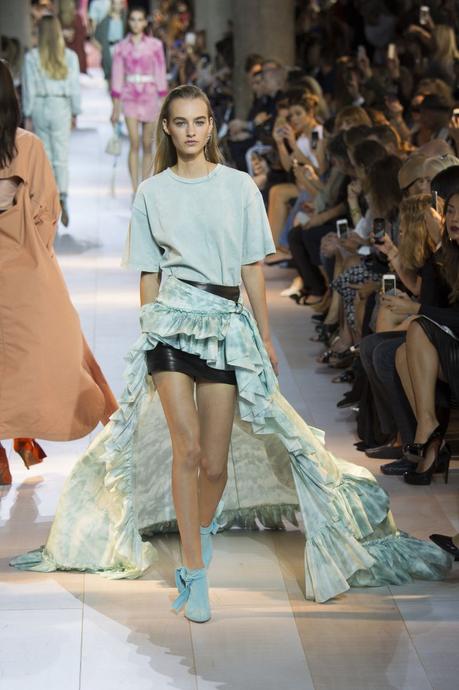 ROBERTO CAVALLI SS16 - MILAN FASHION WEEK