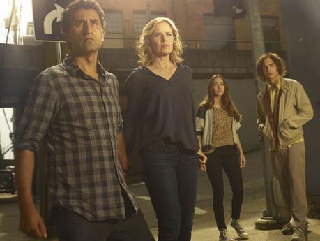 Primeras imágenes promocionales de Fear the Walking Dead con el cast oficial