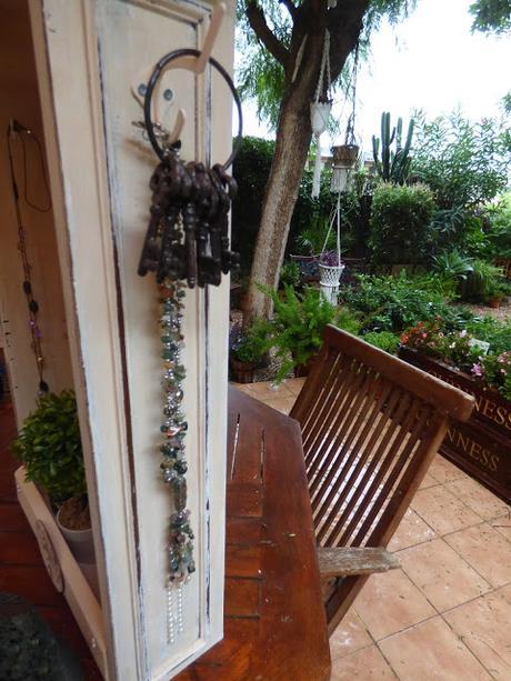 Cajón para los collares