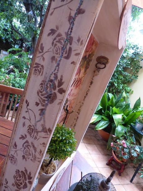 Cajón para los collares