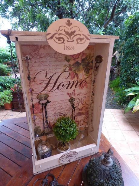 Cajón para los collares