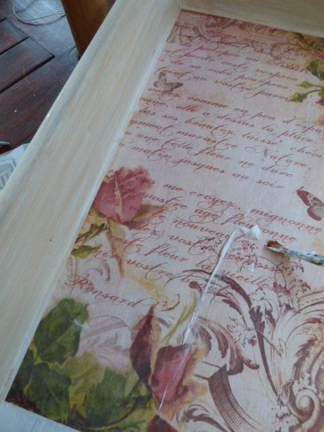 Cajón para los collares