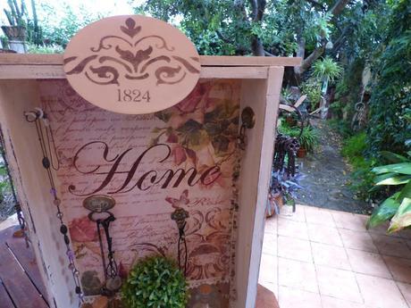 Cajón para los collares Cajón para los collares