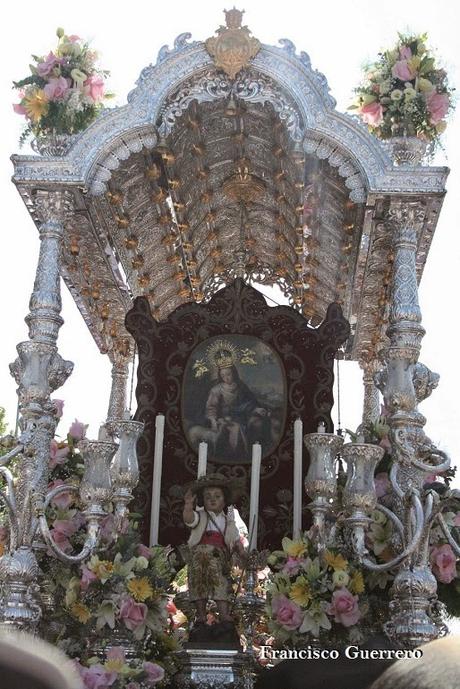 Y dentro del corazón (sevillanas)