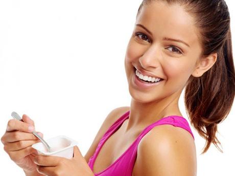 La lucha contra la enfermedad de las encías con yogur