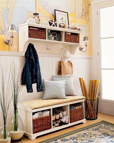 Ideas para decorar y sacar partido al recibidor con elementos auxiliares prácticos