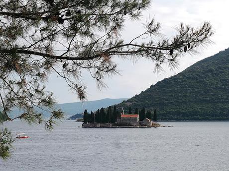 Bahía de Kotor: Bordeando su costa visitando Herceg Novi, Perast y Kotor