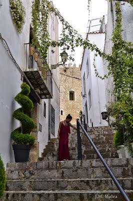UN AÑO MÁS EN EL MISMO LUGAR