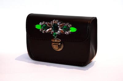 CLUTCH NEGRO Y VERDE