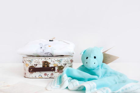 EVENTO SOLIDARIO entupielRefugiado – 3 de octubre – ¡Puedes ayudar! mamiclic_cesta_regalo_recien_nacido_silviabujan-3