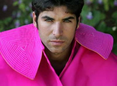 Armani diseñará el traje de novio de Cayetano Rivera