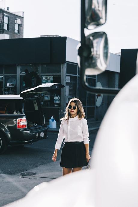 Diesel_Black_And_Gold-Chanel_Bag-Bandana-Lace_Up_Sandals-Outfit-NYFW-New_York_Fashion_Week-Street_Style-17