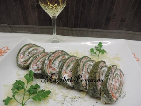 Brazo de gitano de espinacas, queso y salmón ahumado.