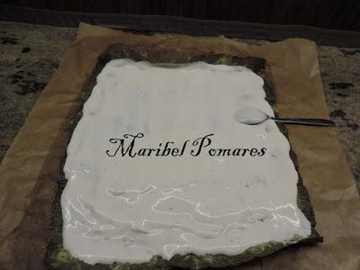 Brazo de gitano de espinacas, queso y salmón ahumado.