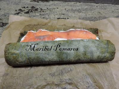 Brazo de gitano de espinacas, queso y salmón ahumado.