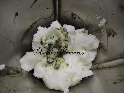 Brazo de gitano de espinacas, queso y salmón ahumado.