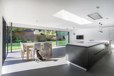 Ampliacion en Estilo Vanguardista