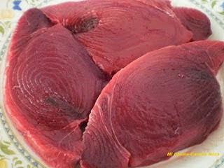 VENTRESCA DE ATUN ROJO A LA PLANCHA CON AJOS, LIMON Y PEREJIL