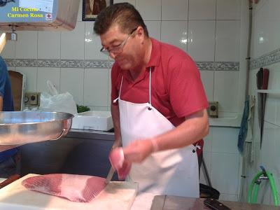 VENTRESCA DE ATUN ROJO A LA PLANCHA CON AJOS, LIMON Y PEREJIL