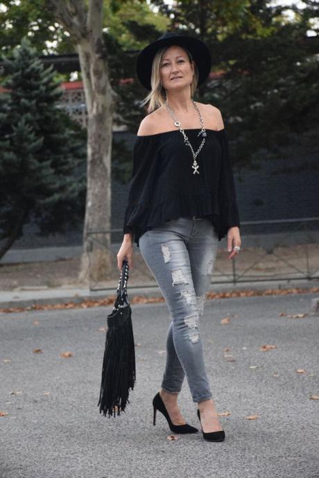 Boho chic details style autumn outfits diseneitorforever