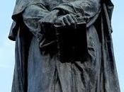 magia como herramienta manipulación social según Giordano Bruno.