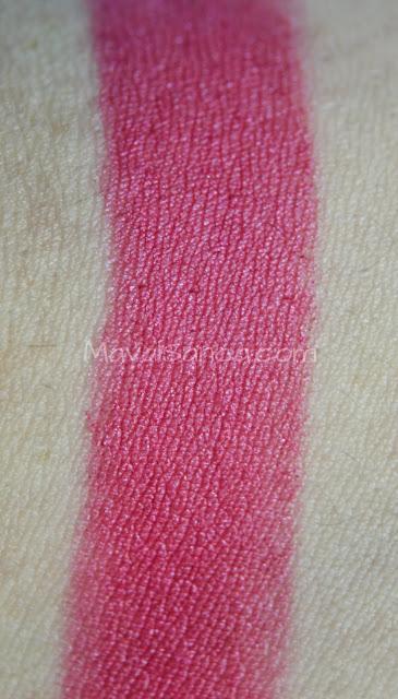 LIPGLOSS & ROUGE 2 in 1 de Pierre René LIPGLOSS & ROUGE 2 in 1 de Pierre René