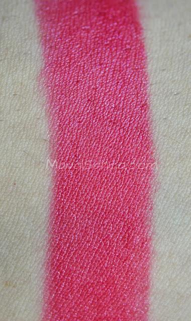 LIPGLOSS & ROUGE 2 in 1 de Pierre René LIPGLOSS & ROUGE 2 in 1 de Pierre René