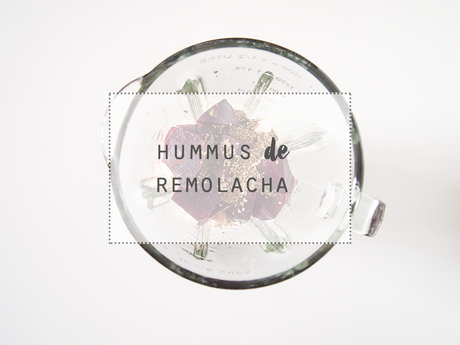 Montaditos de hummus de remolacha y queso