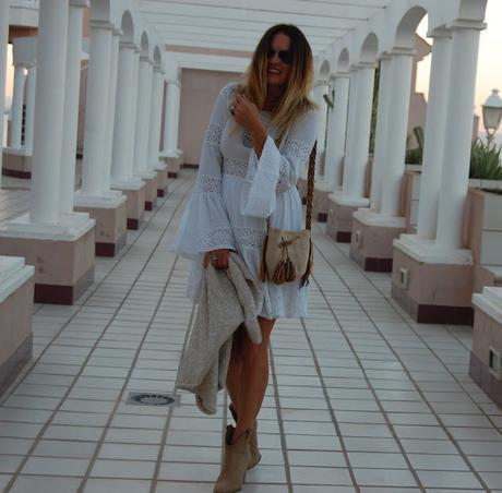 dE bLANCO eN oCTUBRE .. #nOUNIFORMES dE bLANCO eN oCTUBRE .. #nOUNIFORMES