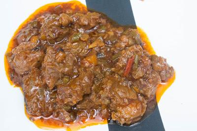 Carne al toro o ragut de ternera en olla express