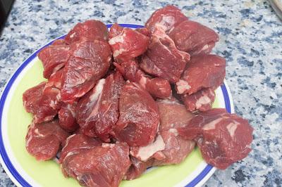 Carne al toro o ragut de ternera en olla express