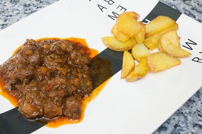 Carne al toro o ragut de ternera en olla express