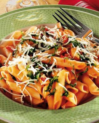 Pene en salsa picante