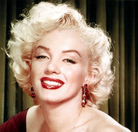 Marilyn Monroe - 20 Rostros del maquillaje