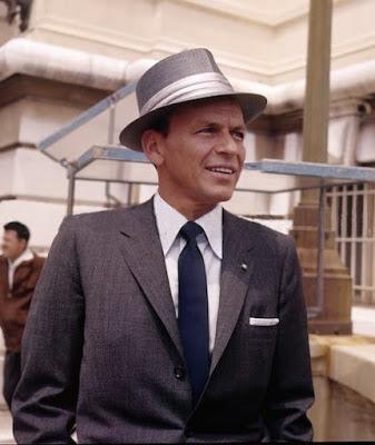 Desmontando a Sinatra: El engaño en las redes sociales