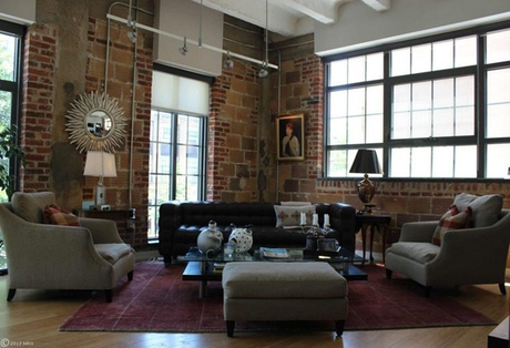 CHIC LOFT OF NEW YORK