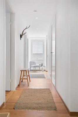 Pasillos en Estilo Rustico