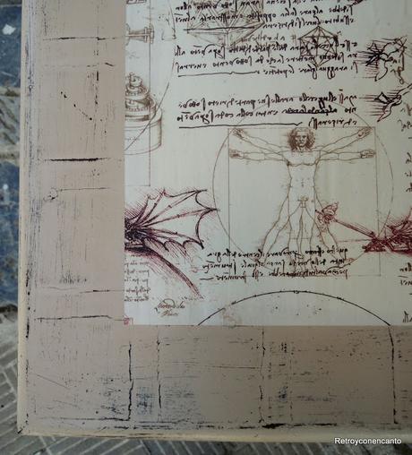 Una mesa distinta Una mesa distinta