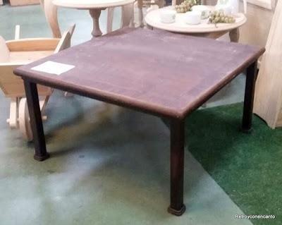 Una mesa distinta Una mesa distinta