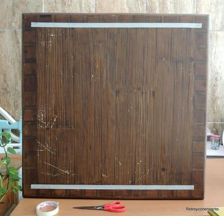 Una mesa distinta Una mesa distinta