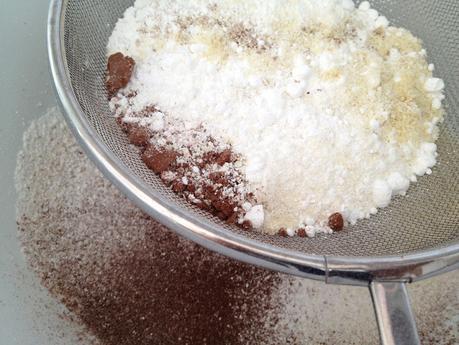 recetas delikatissen postres delikatissen macarons faciles y rapidos Macarons de chocolate Macarons caseros macarons cacao como hacer macarons en casa 